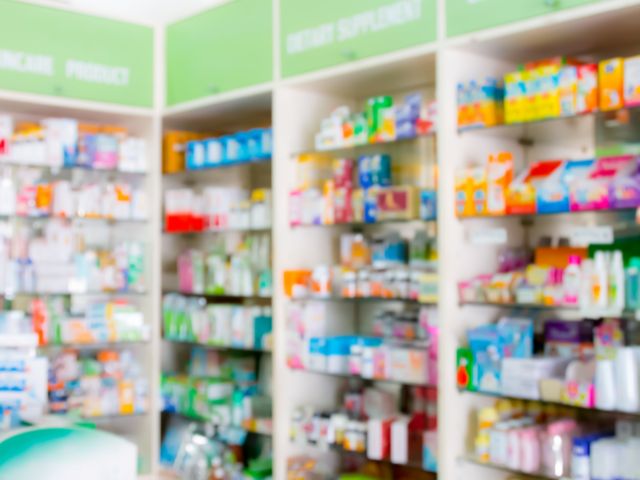 ドラッグストアでの買い物が私の生活を支える理由